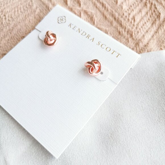 Kendra Scott - Presleigh love Knot Stud Earrings Rose Gold - Picture 2 of 3